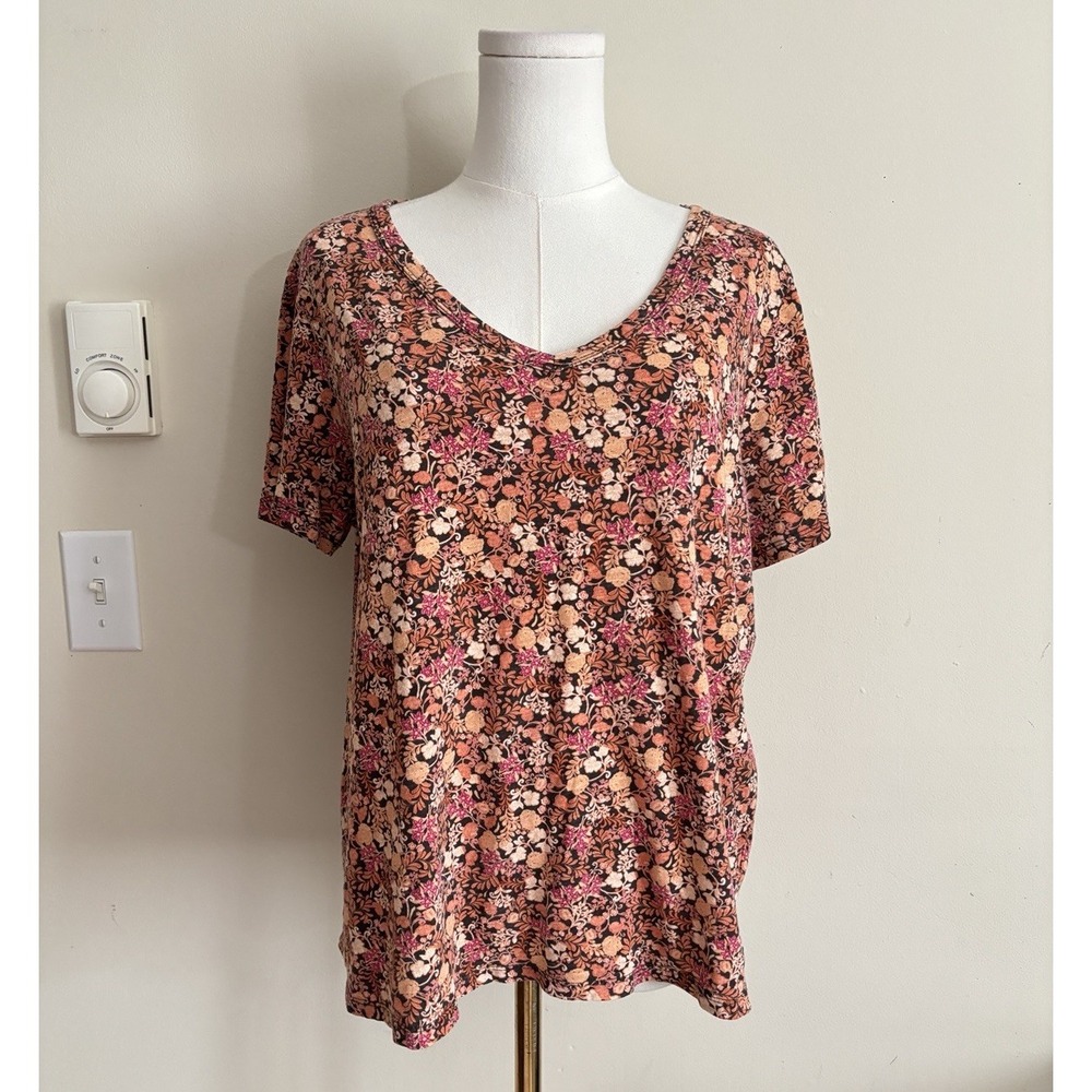 Old Navy Womens Large V Neck T Shirt Fall Foliage Halloween Orange Cotton Casual